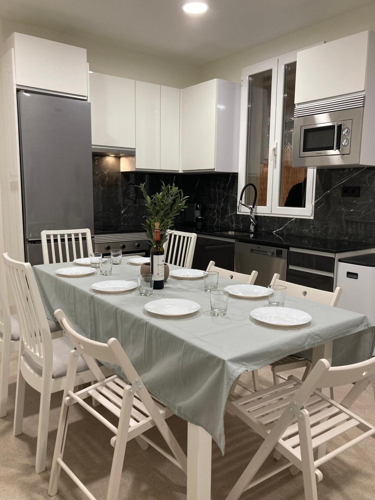 Mon Art Apartment Logrono Luaran gambar